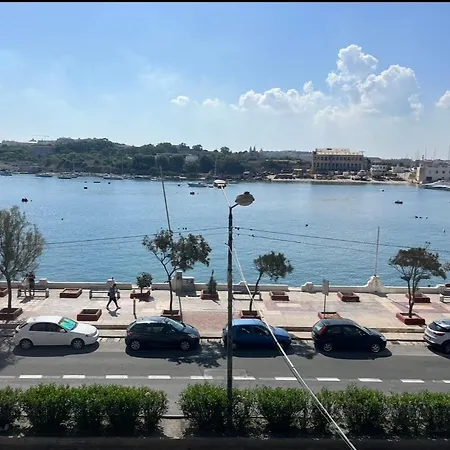 Bed & Breakfast Aime's House 3*