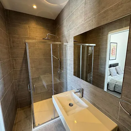 Bed & Breakfast Aime's House 3*