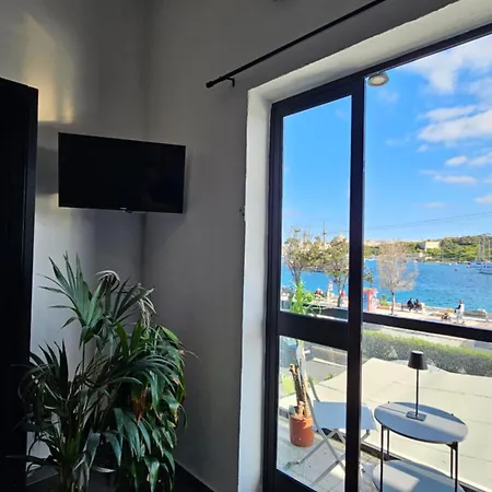 Bed & Breakfast Aime's House Sliema