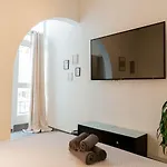 Aime's House לינה וארוחת בוקר סליאמה