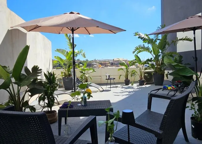 Aime's House לינה וארוחת בוקר