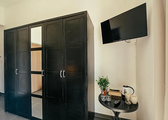 Aime's House Oda ve Kahvaltı Sliema