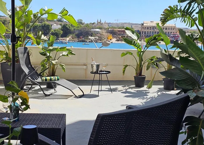 Aime's House Oda ve Kahvaltı Sliema